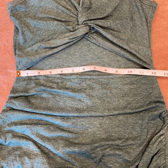 Dress - Picture 8 of 10